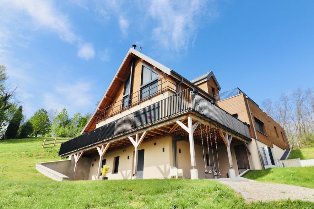 Chalet des vignes façade maison EST