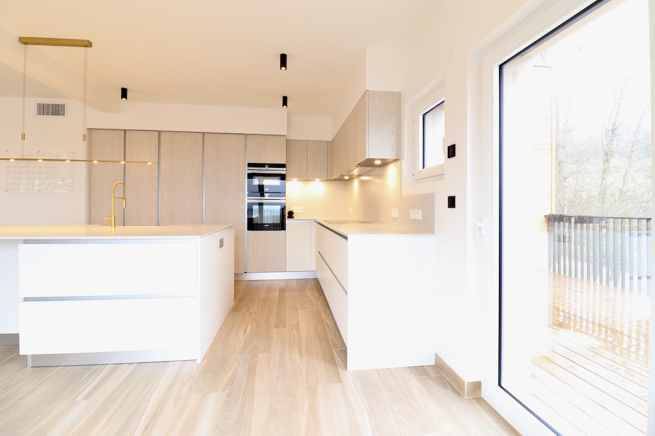 chalet des vignes cuisine et terrasse